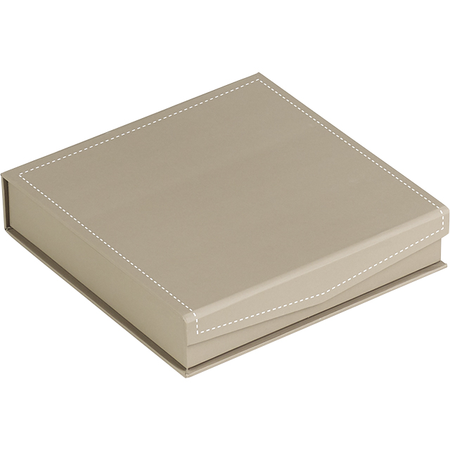 Coffret carton carré 4 rangées beige/blanc SOFT TOUCH ferme. aimantée 