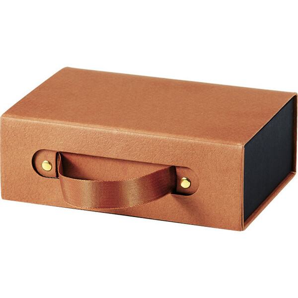 Caja cartón rectangular HAVANA textura havana/negro asa cinta cierre magnético entrega plana